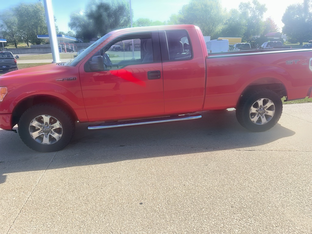 2013 Ford F-150 STX photo 4