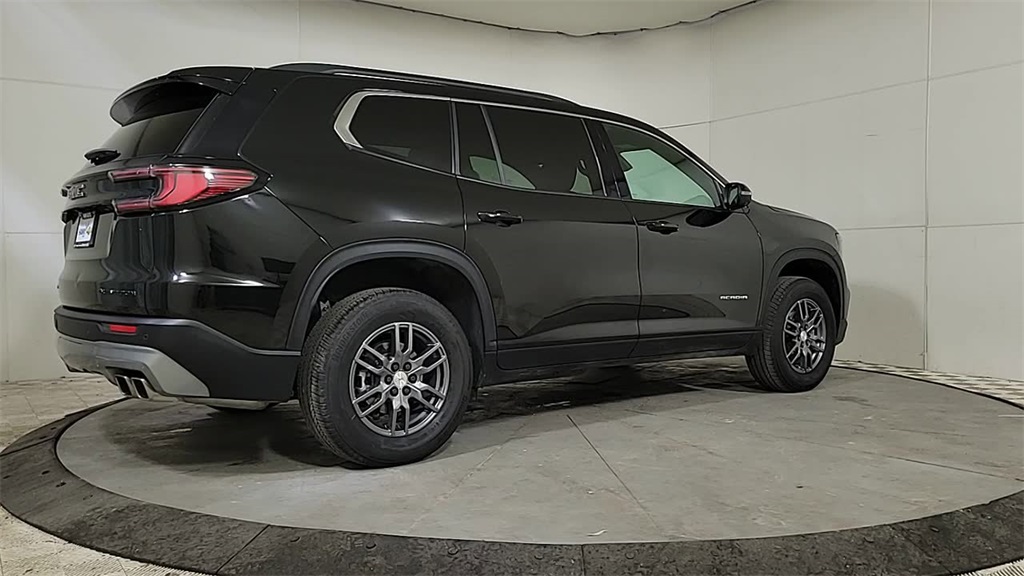2025 GMC ACADIA - Image 6