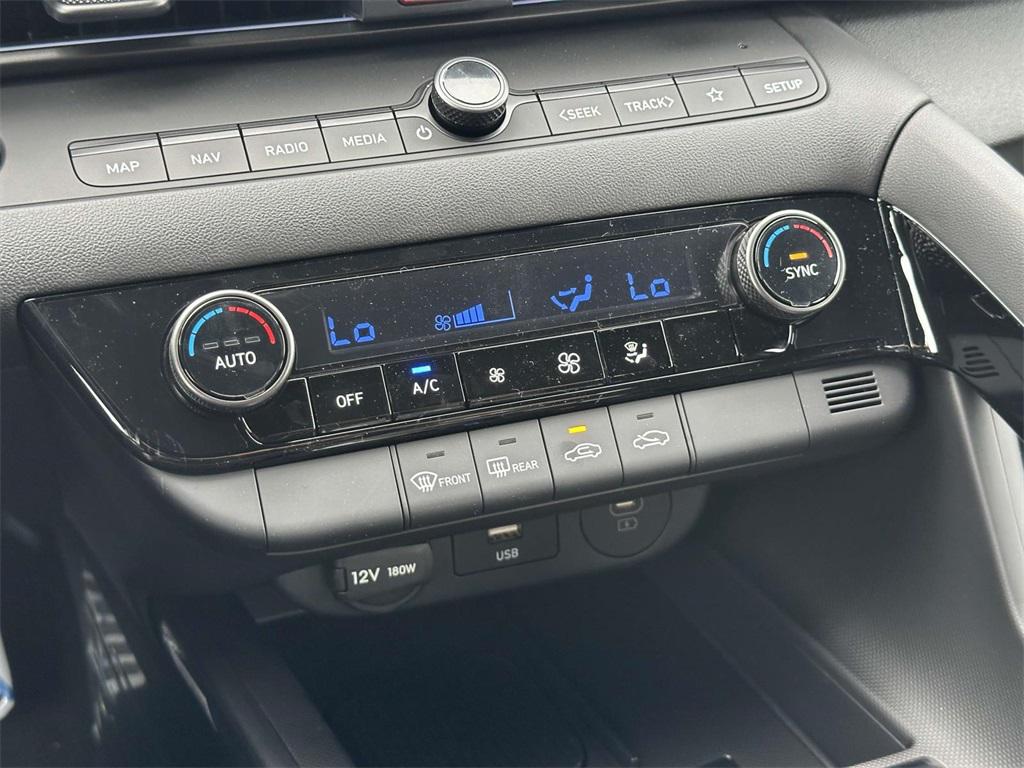 2025 Hyundai Elantra Hybrid SEL Sport photo 4