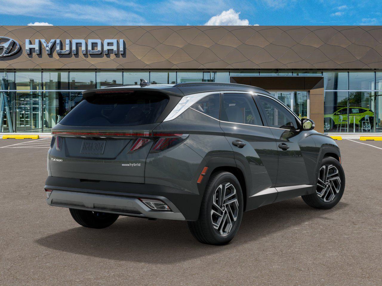2025 Hyundai Tucson Hybrid Limited photo 2