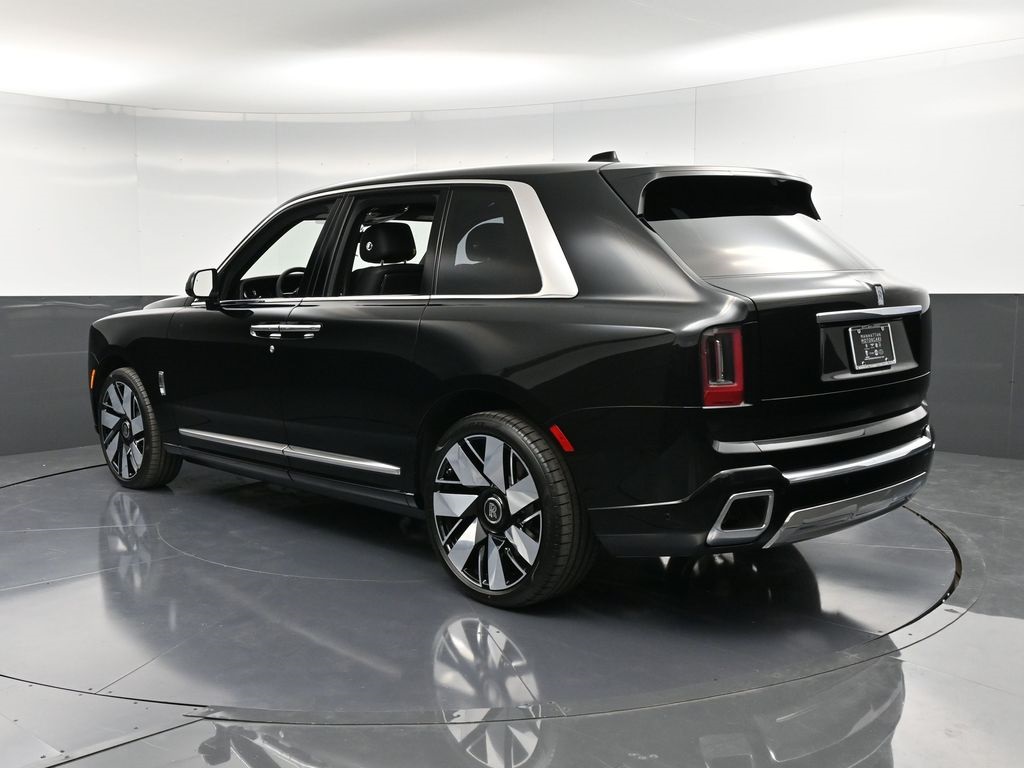 2026 Rolls Royce Cullinan RR photo 2