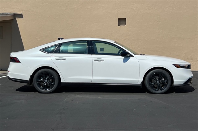2025 Honda Accord 1.5T SE photo 2