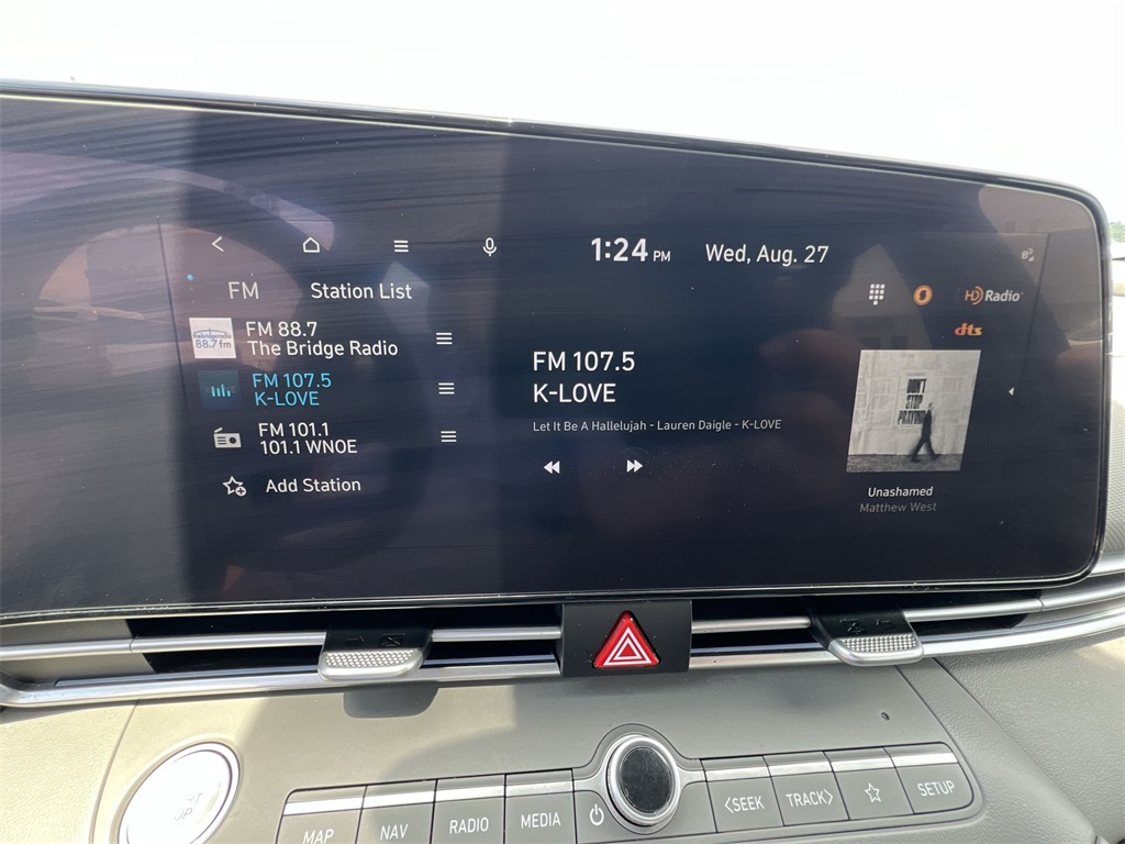 2024 Hyundai Elantra SEL photo 21