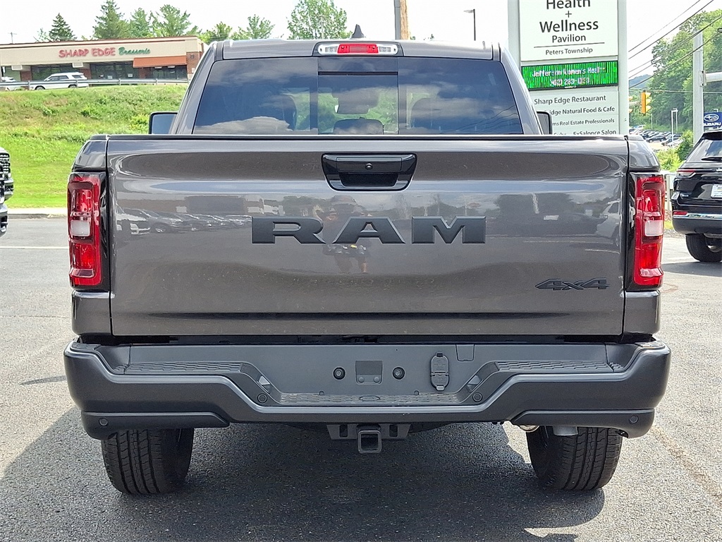 2025 Ram 1500 Tradesman photo 3
