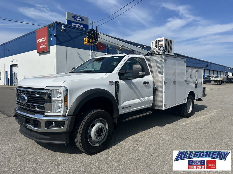 2024 Ford F-600 Super Duty Chassis Cab XL