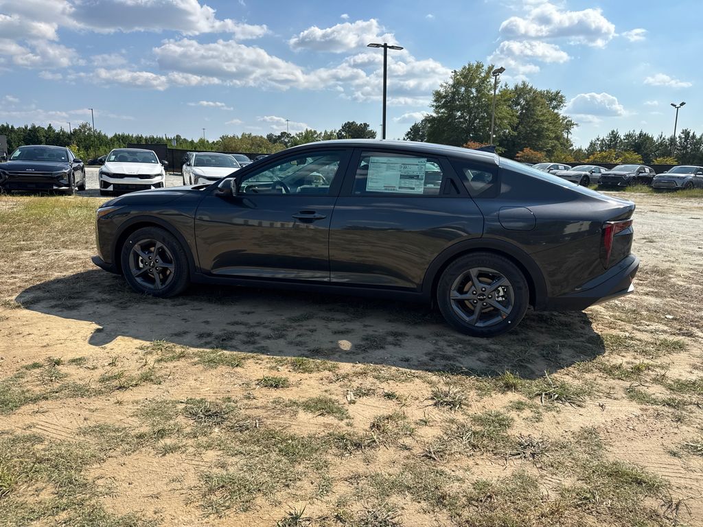 2025 Kia K4 LXS photo 6
