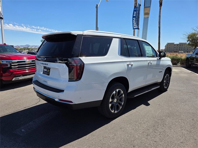 2025 Chevrolet Tahoe LS photo 4