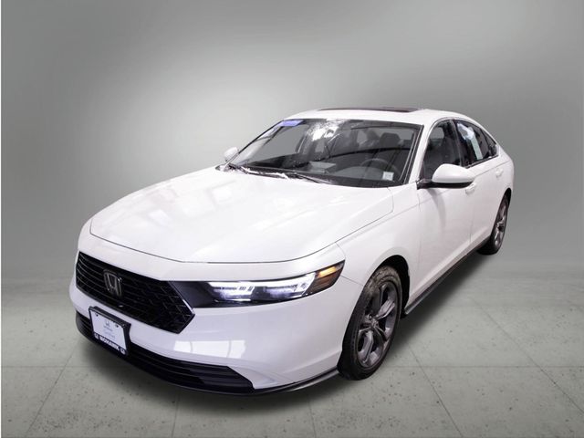 2023 Honda Accord EX's photo