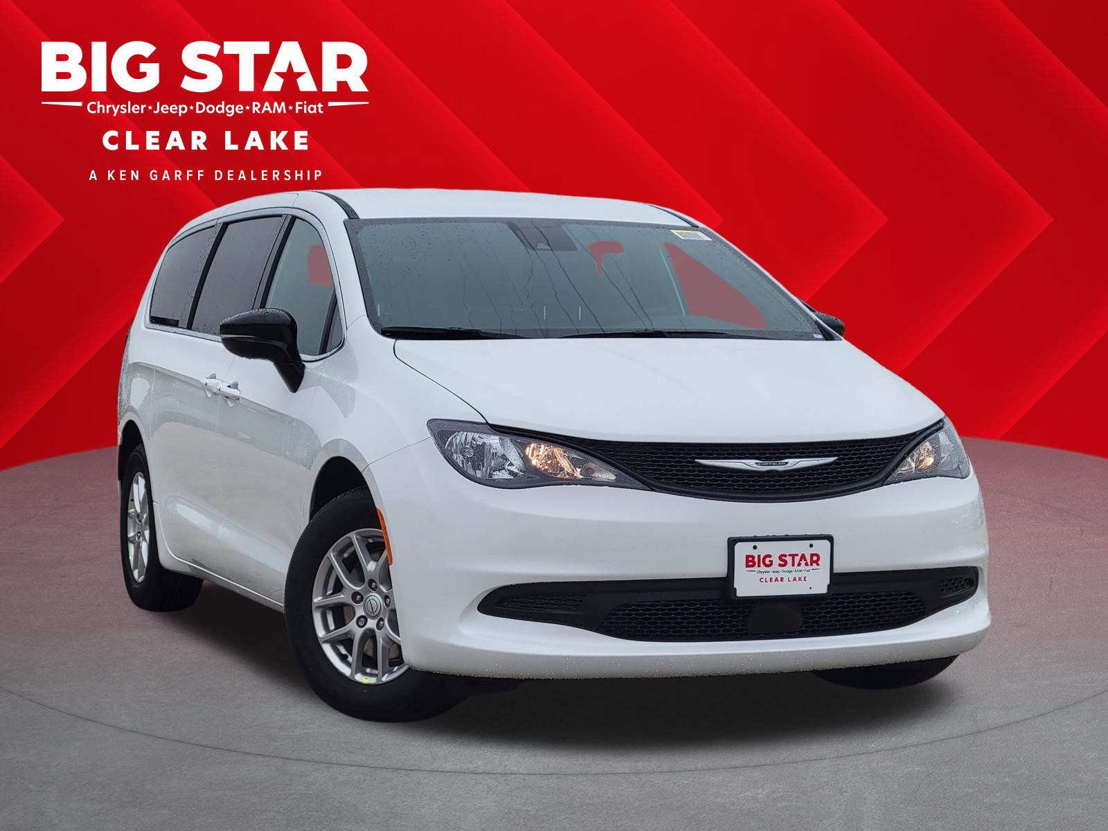 2026 Chrysler Voyager LX's photo