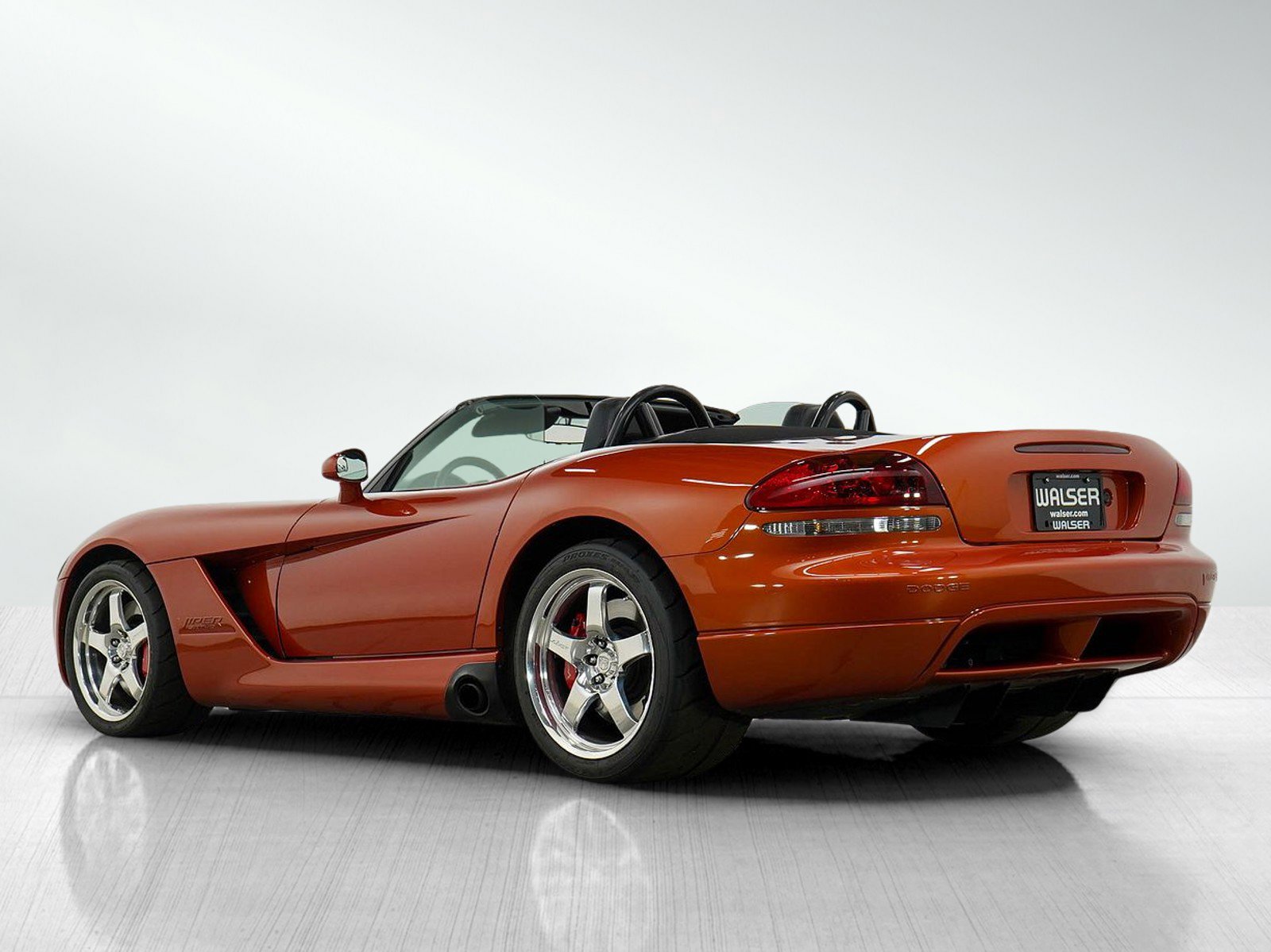 2005 Dodge Viper SRT10 photo 3