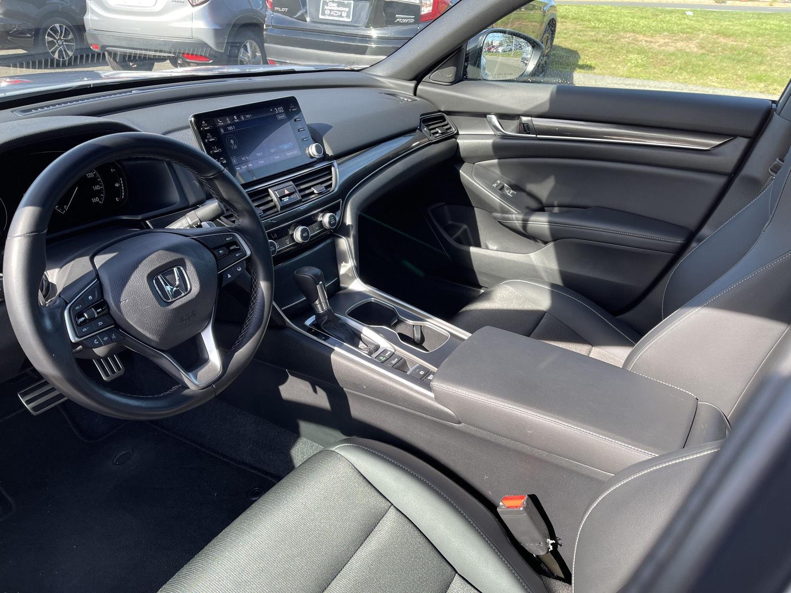 2022 Honda Accord Sport photo 3