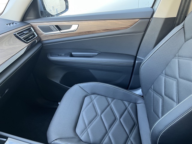 2026 Volkswagen Atlas SE Technology photo 41