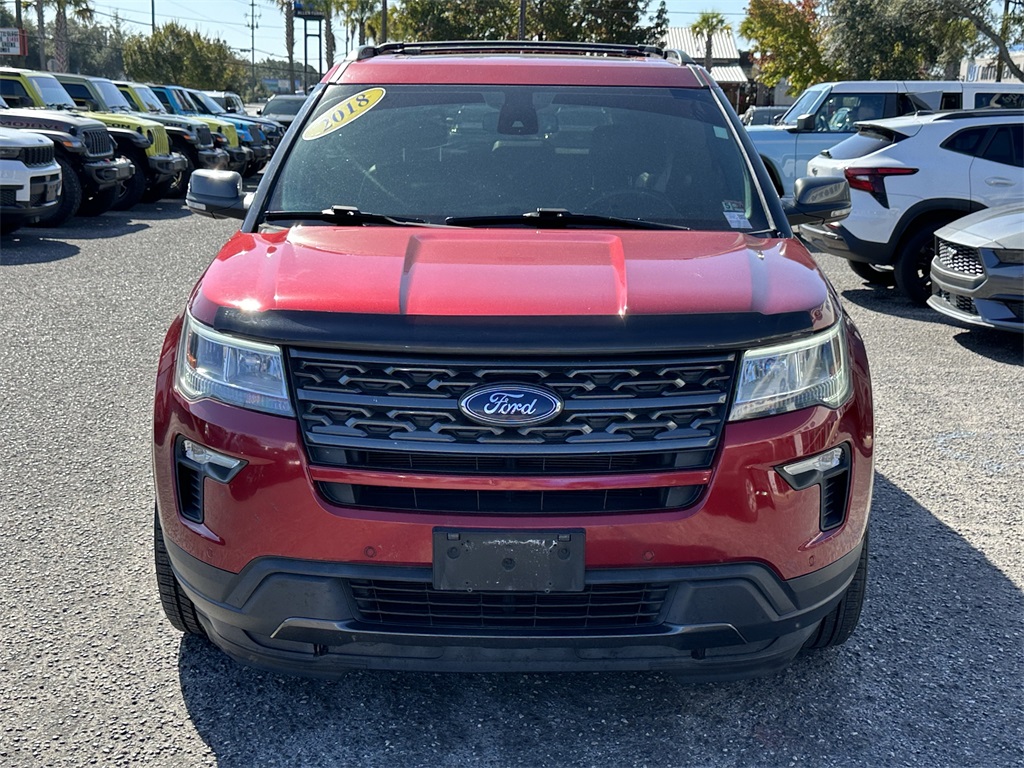 2018 Ford Explorer XLT photo 2
