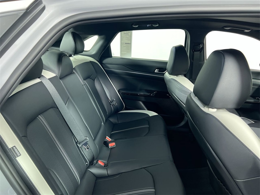 2026 Kia K5 GT-Line photo 28