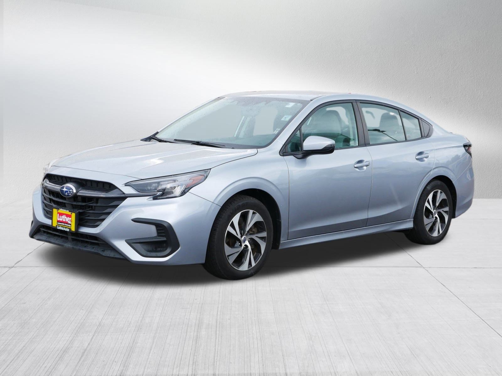 2023 Subaru Legacy Premium photo 3
