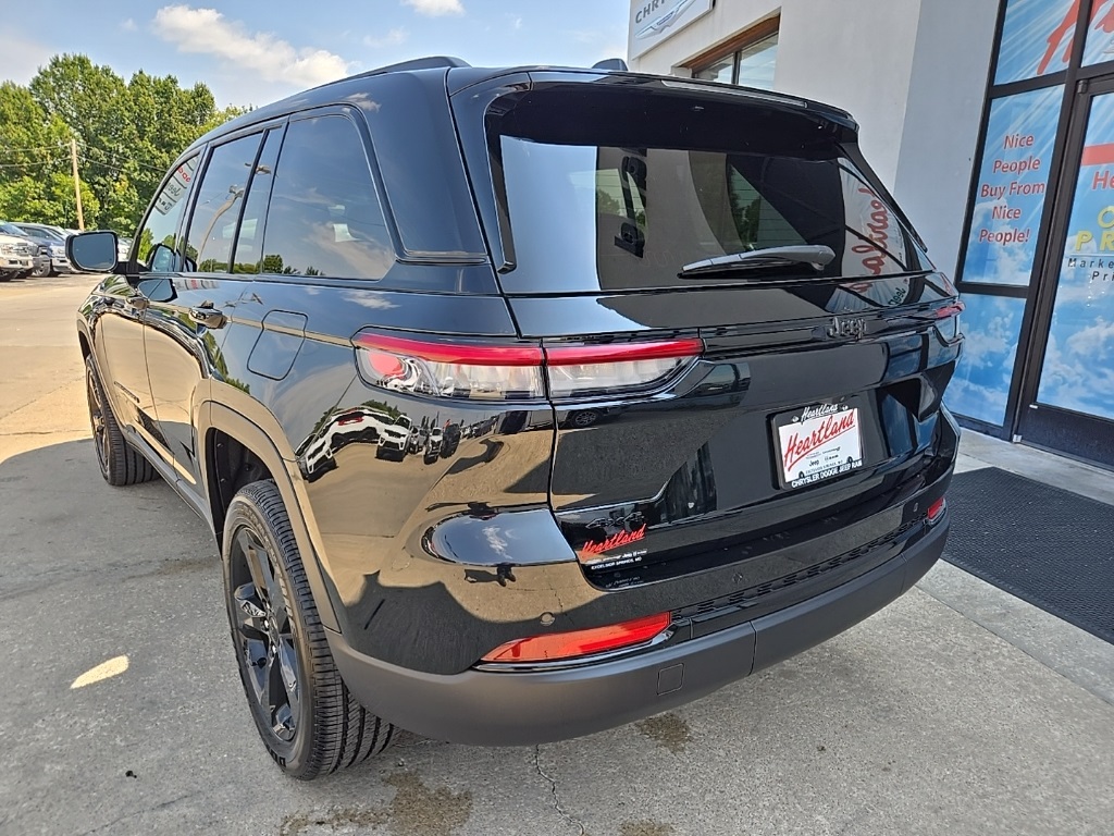2025 Jeep Grand Cherokee Altitude X photo 8