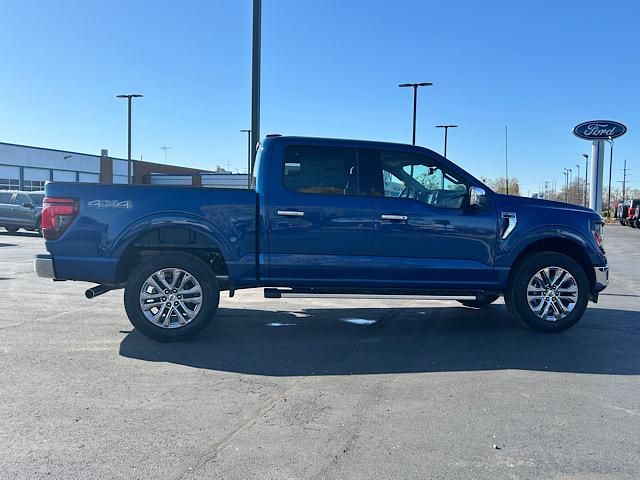 2025 Ford F-150 XLT photo 9