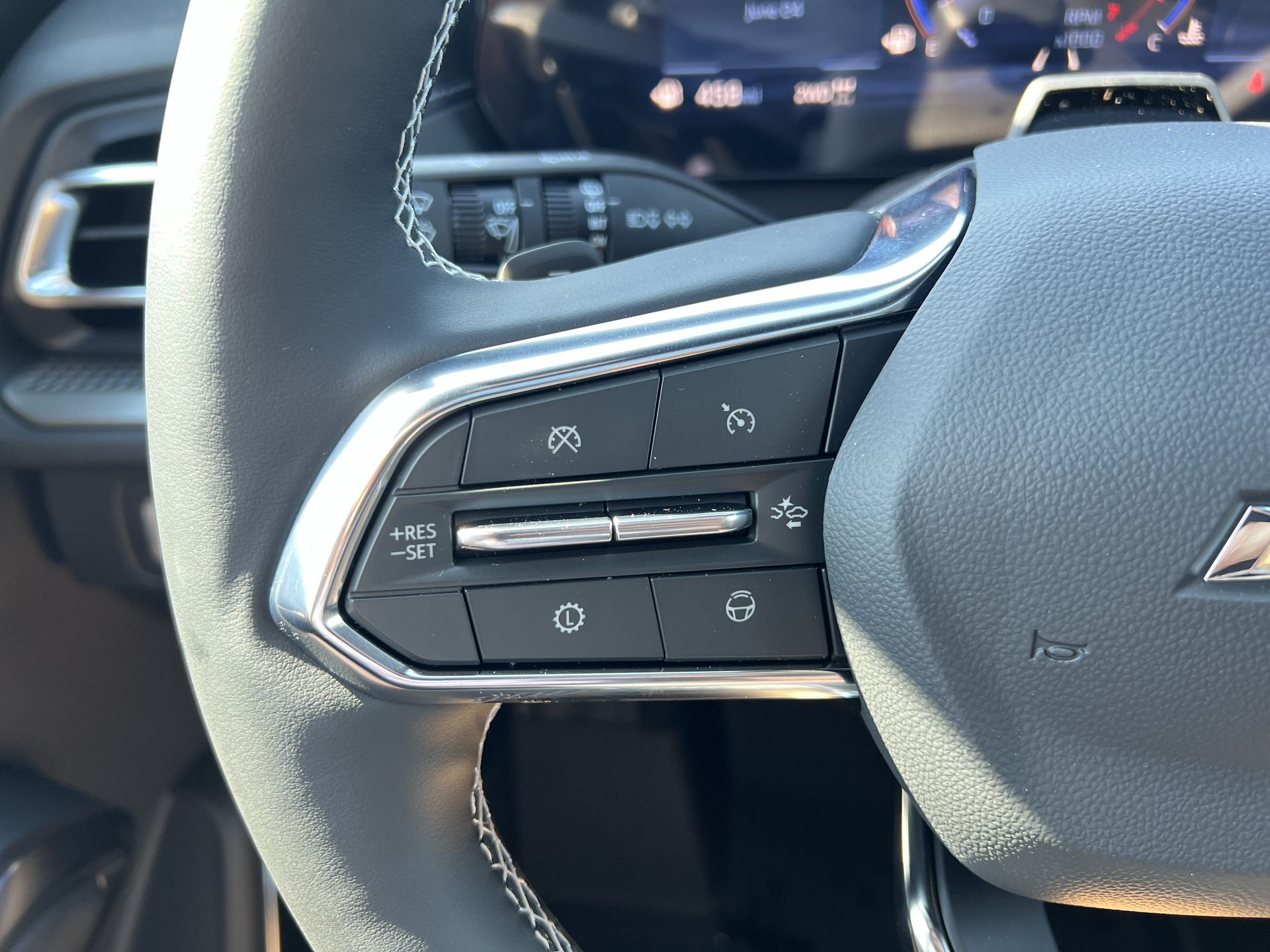 2025 Chevrolet Traverse photo 15