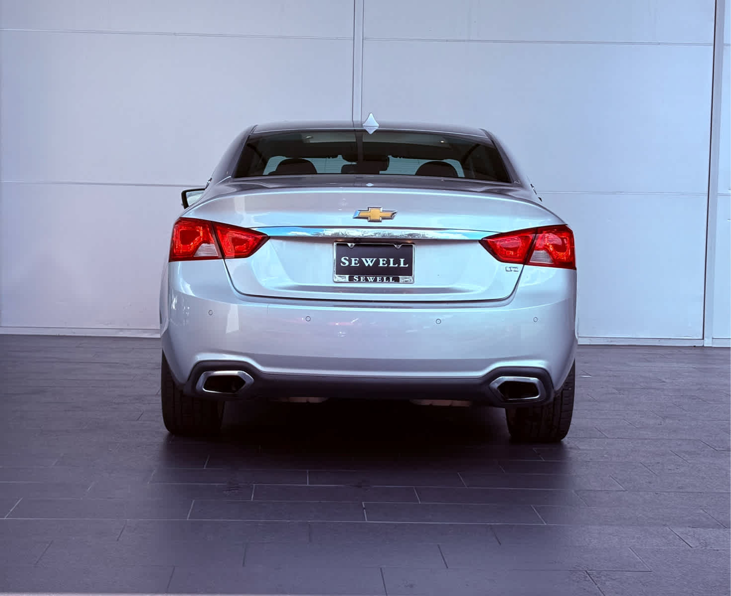 2014 Chevrolet Impala LTZ photo 3