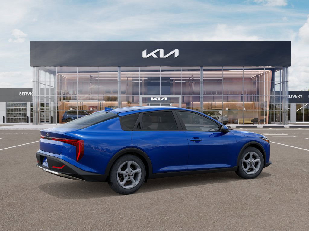 2025 Kia K4 LXS photo 7