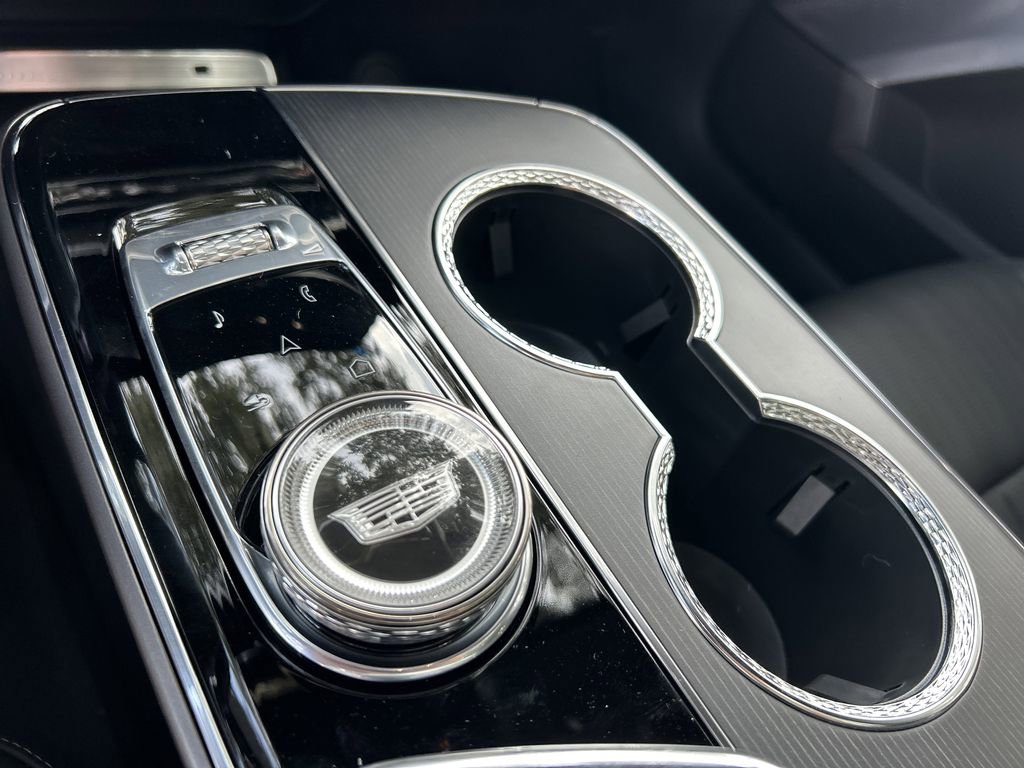 2026 Cadillac Lyriq Luxury photo 23