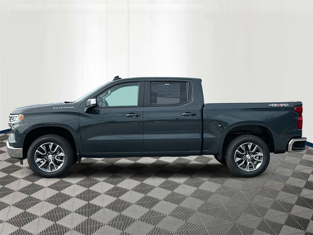2025 Chevrolet Silverado 1500 LT photo 2