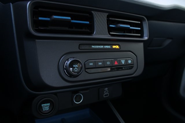 2025 Ford Maverick XLT photo 4