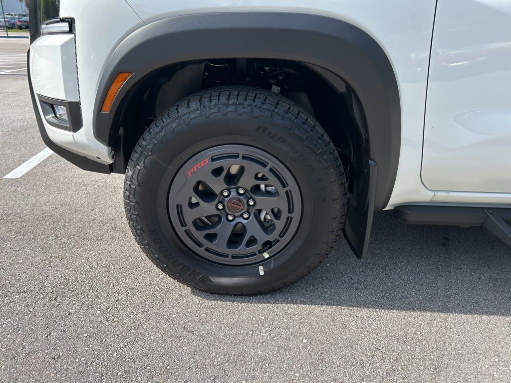 2025 Nissan Frontier PRO-4X photo 43