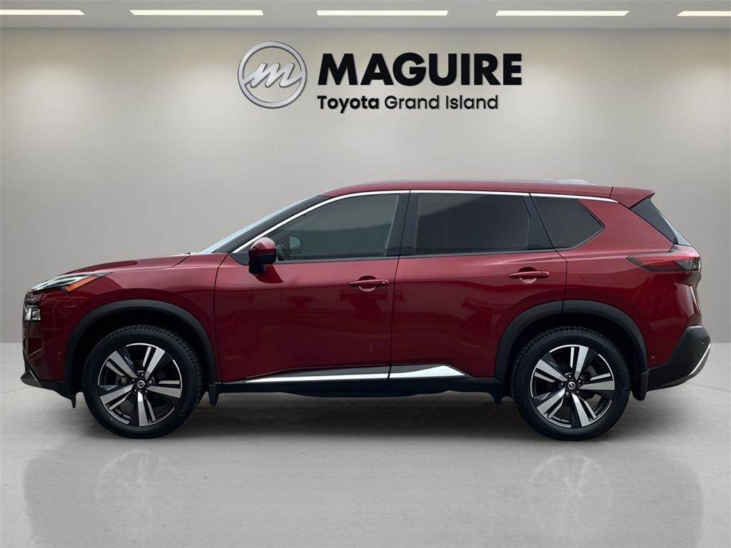 2021 Nissan Rogue Platinum photo 3