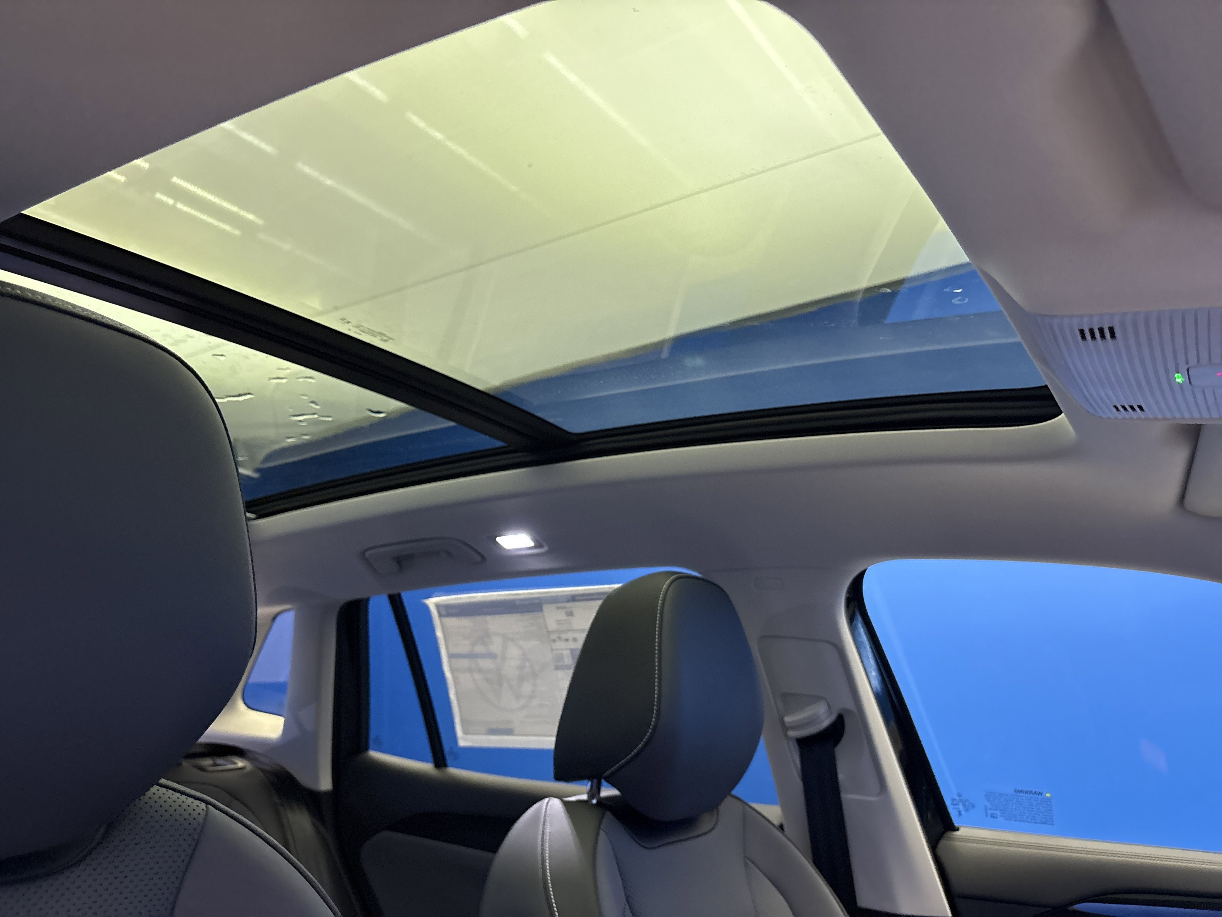 2025 Volkswagen Tiguan SE photo 11