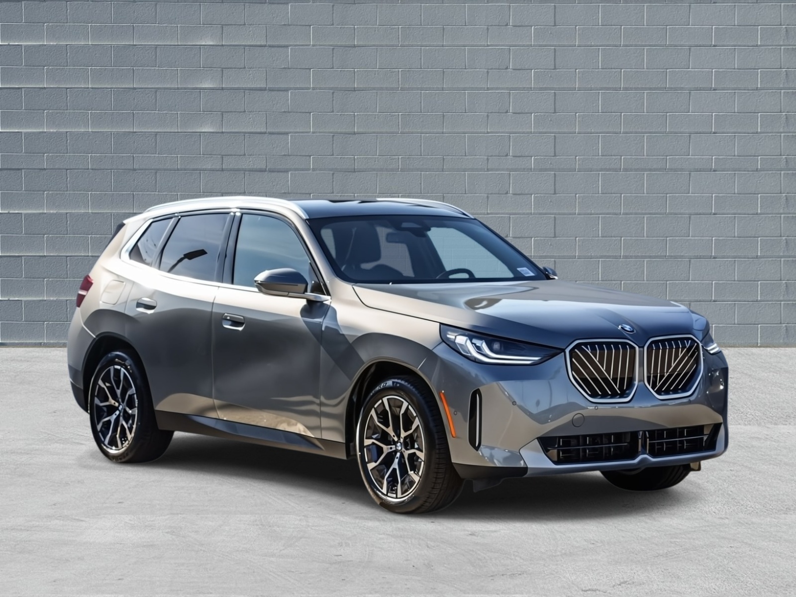 2026 BMW X3 30's photo