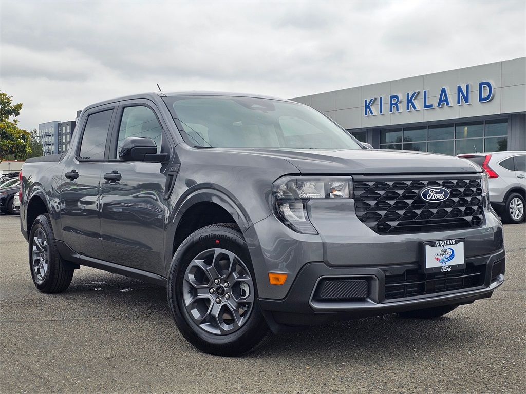 2025 Ford Maverick XLT's photo