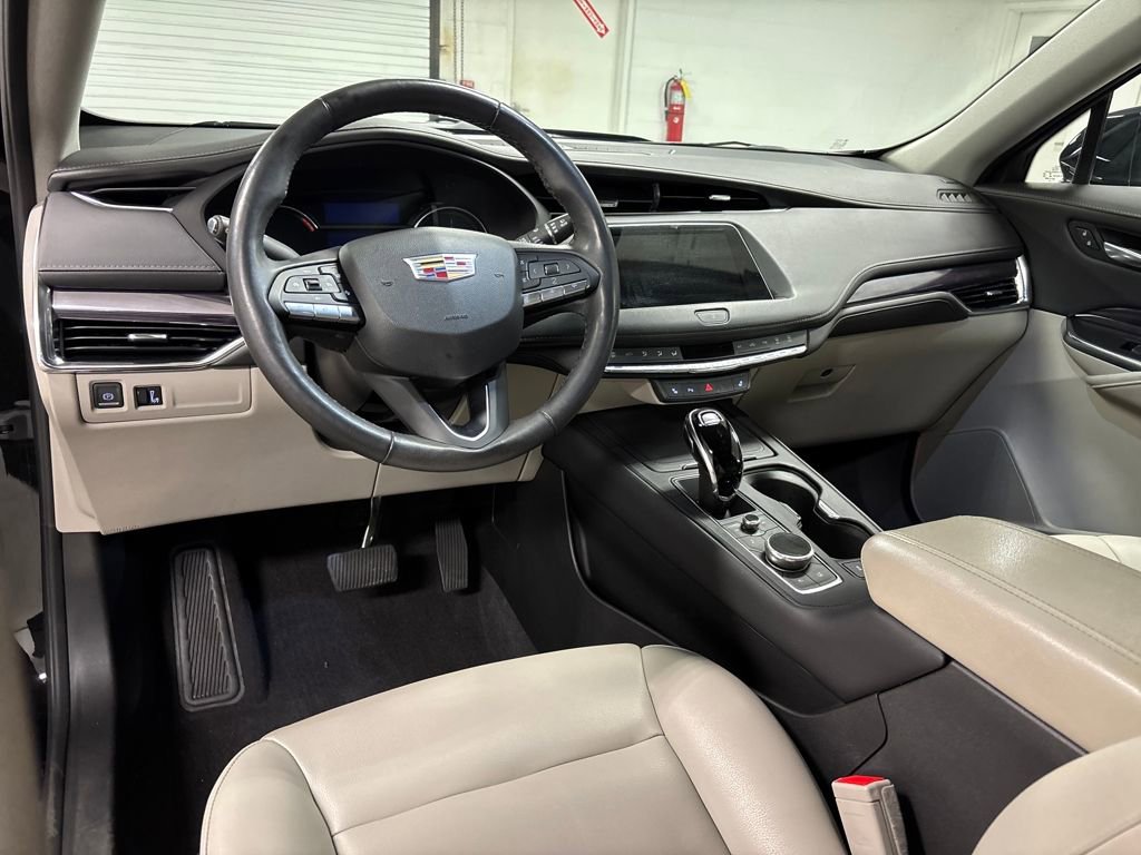 2022 Cadillac XT4 Luxury photo 35