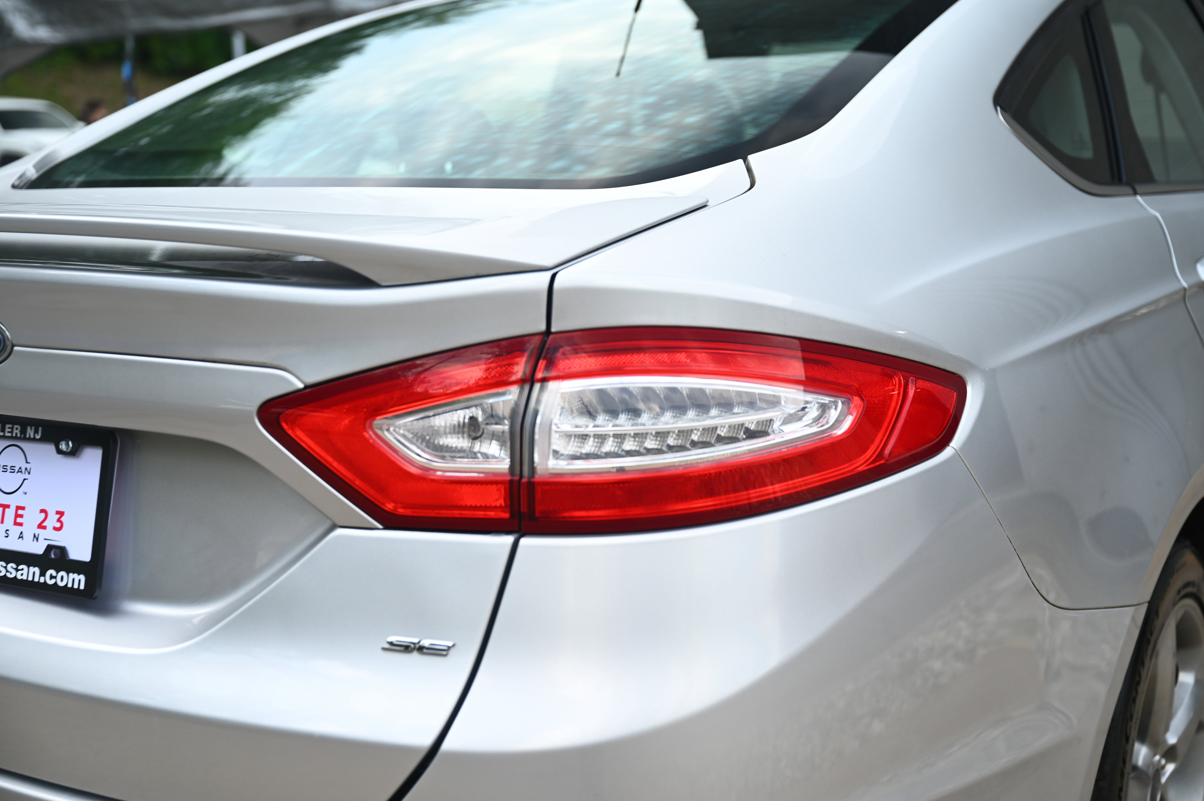 2014 Ford Fusion SE photo 9