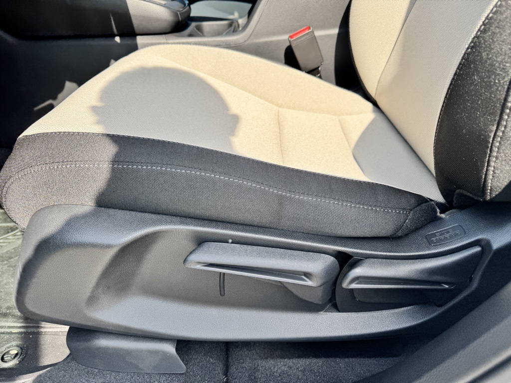 2026 Honda CR-V LX photo 12