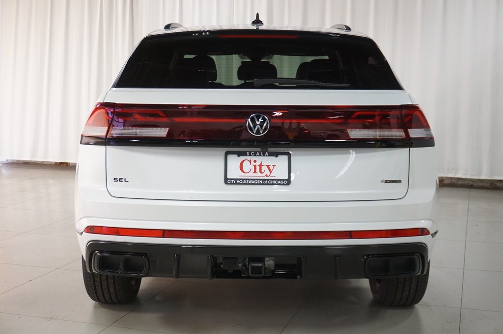 2025 Volkswagen Atlas Cross Sport SEL R-Line photo 5