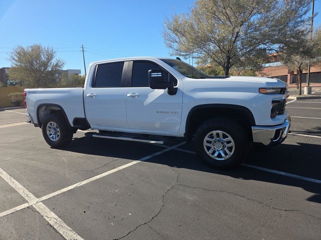2024 Chevrolet Silverado 2500HD LT's photo