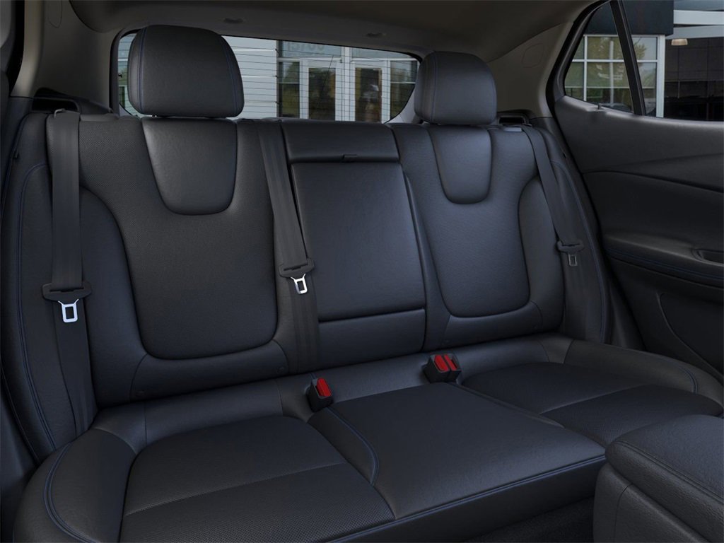 2025 Buick Encore GX Sport Touring photo 15