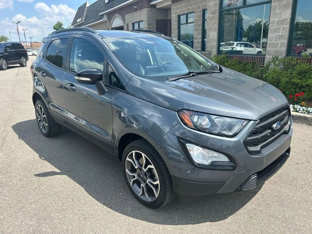 2020 Ford EcoSport SES photo 2