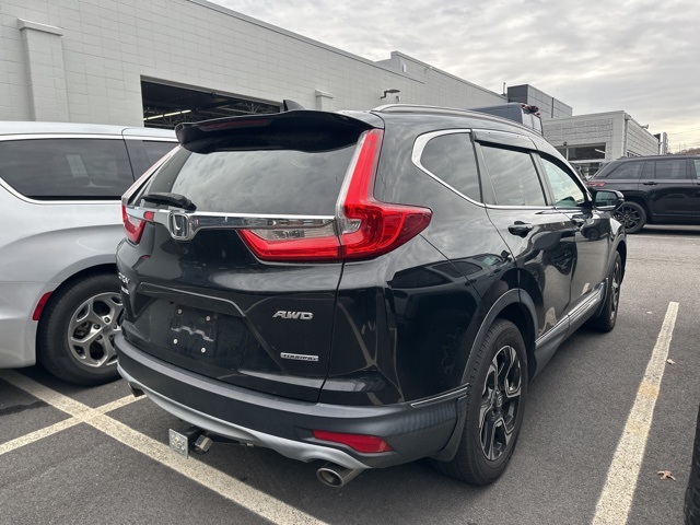 2018 Honda CR-V Touring photo 3
