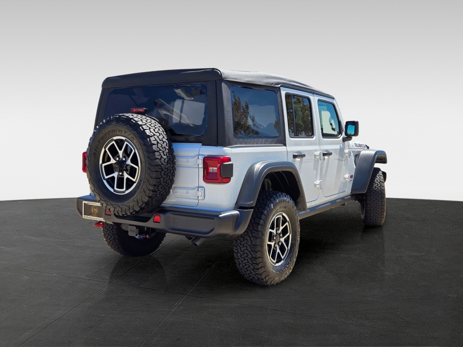 2025 Jeep Wrangler Rubicon photo 4