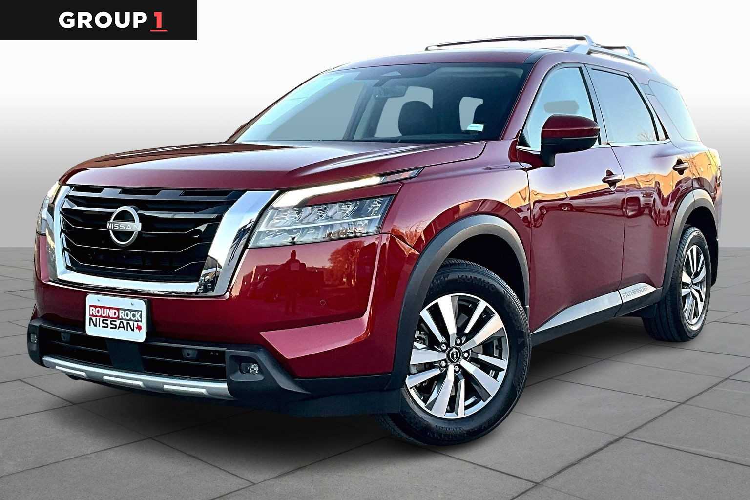 2023 Nissan Pathfinder SL