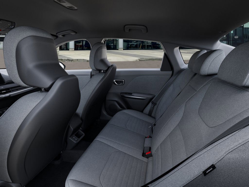2025 Kia K4 EX photo 16
