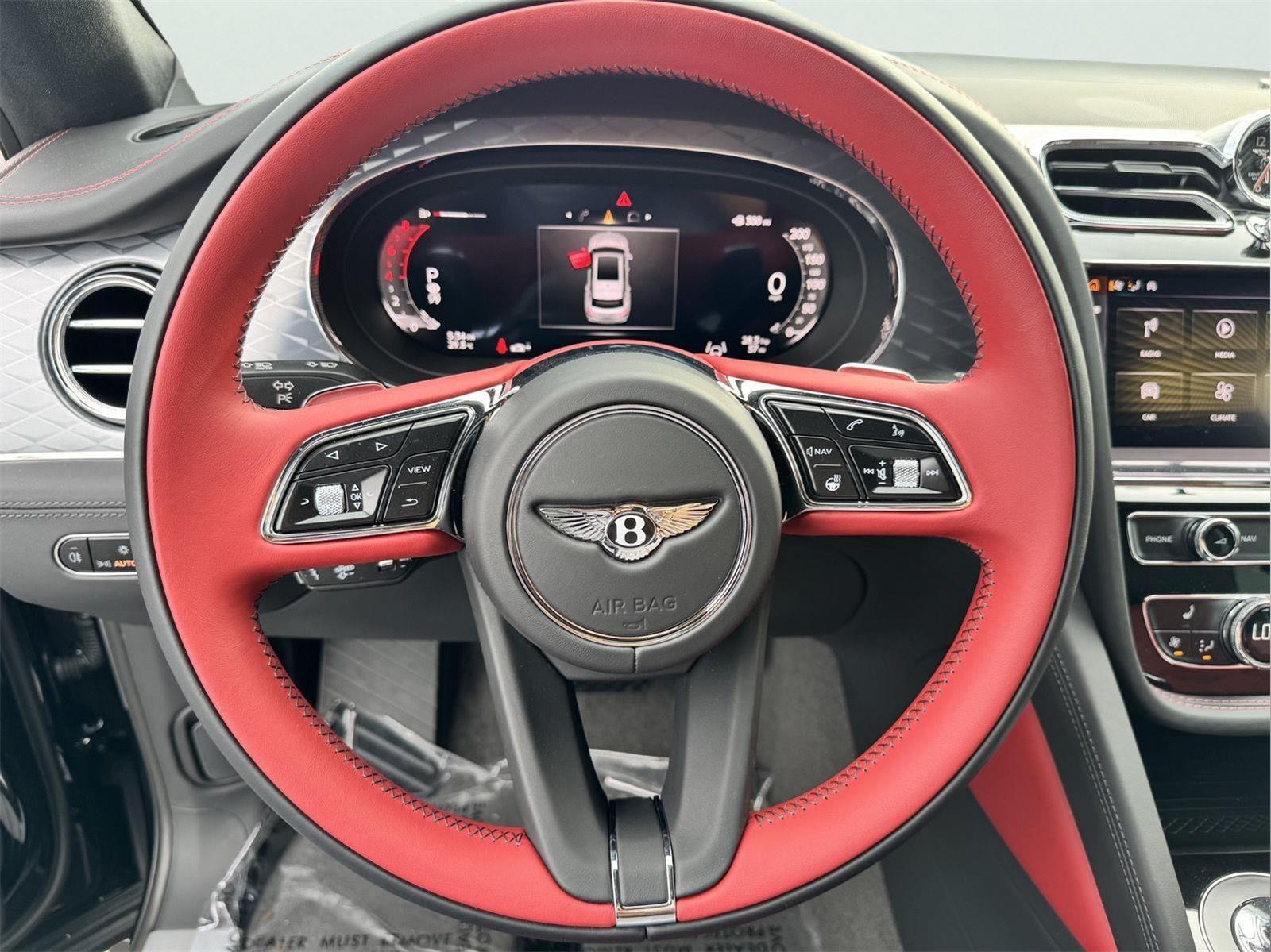 2024 Bentley Bentayga V8 photo 38