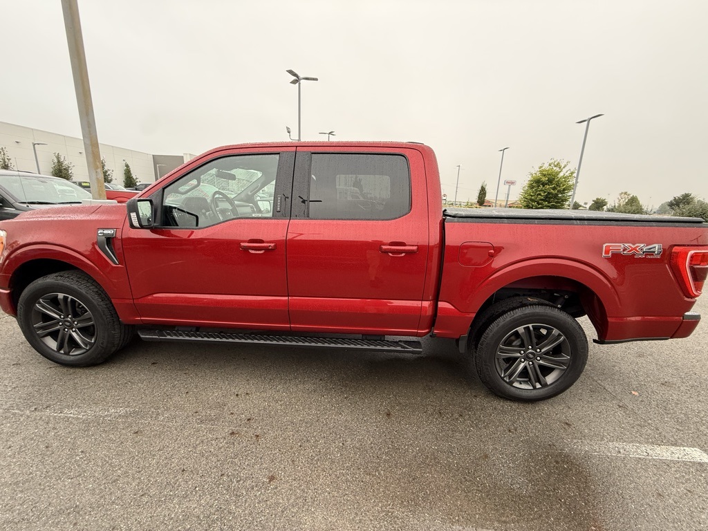 2022 Ford F-150 XLT photo 5