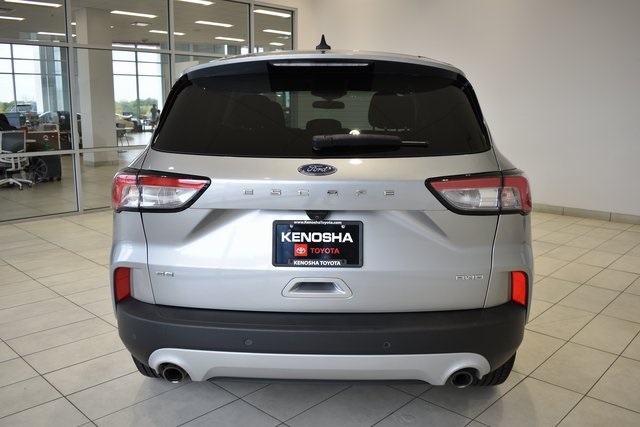 2022 Ford Escape SE photo 8