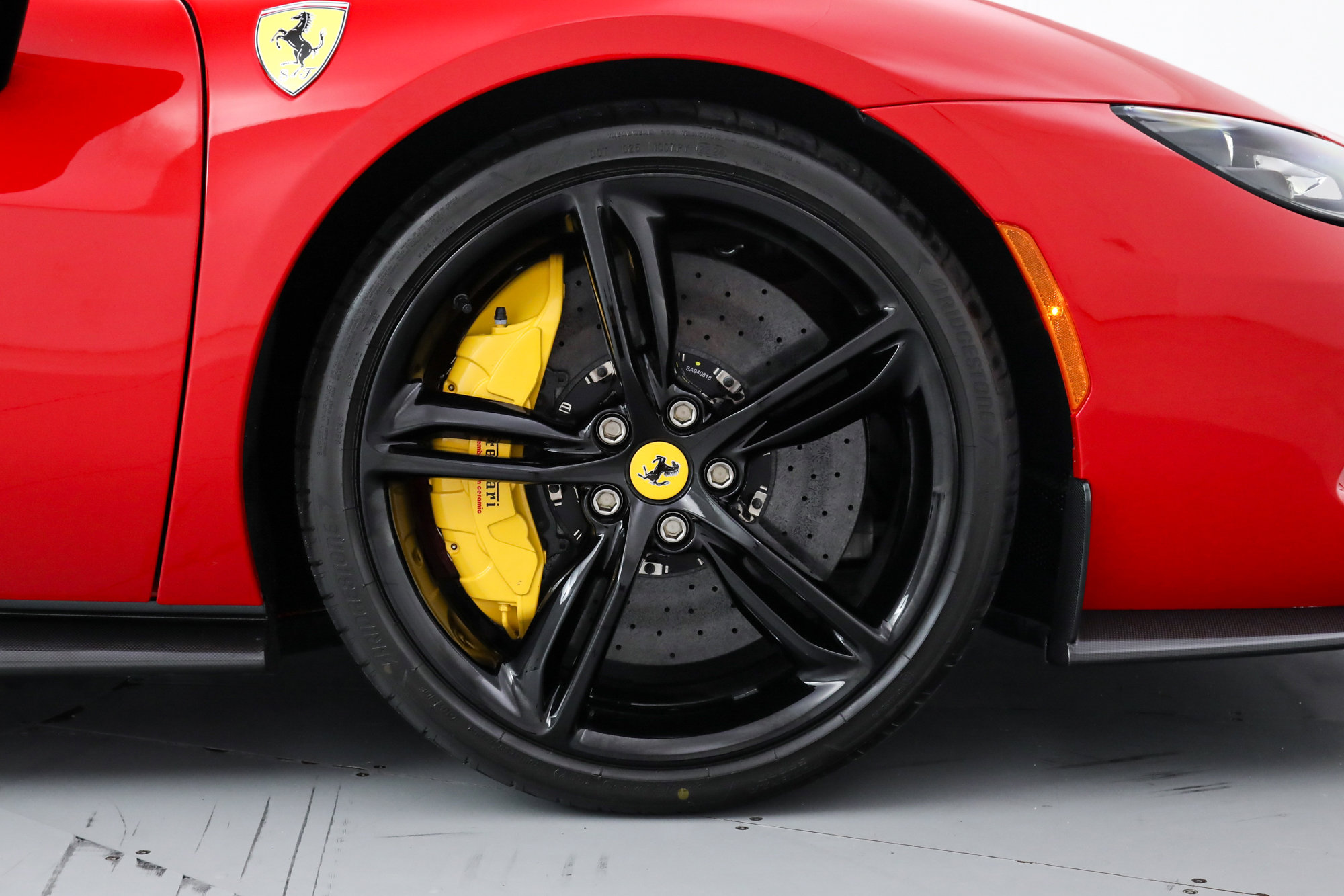2024 Ferrari 296 GTS photo 36