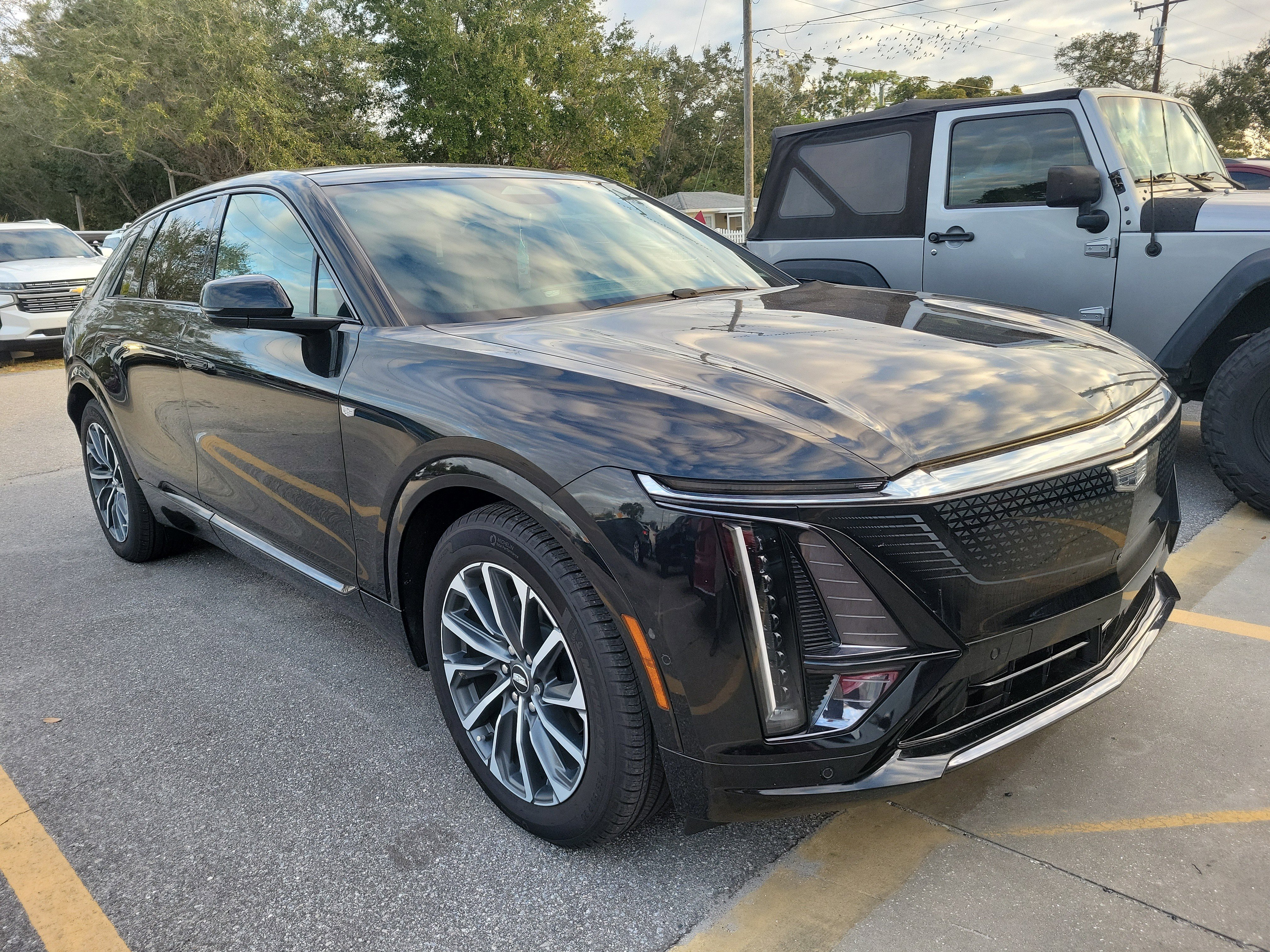 2024 Cadillac LYRIQ Sport 3's photo