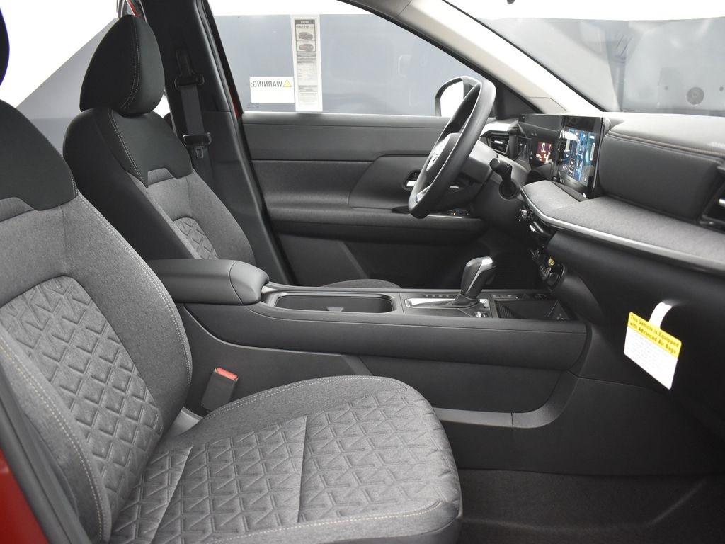2026 Nissan Kicks SV photo 20