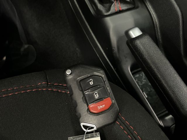 2021 Jeep Wrangler Unlimited Rubicon photo 25